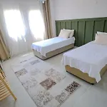 Olive Garden House * Φετιγιέ