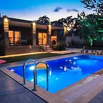 Olive Garden House Βίλα