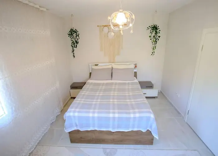 Olive Garden House Βίλα