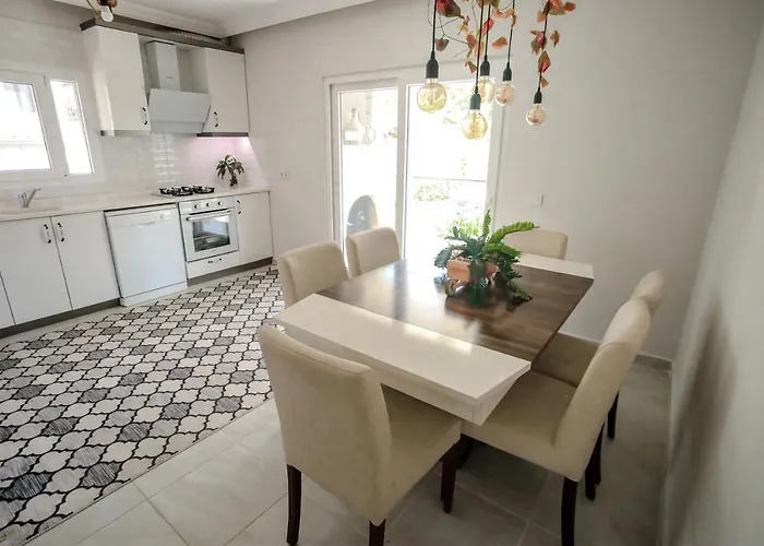 Olive Garden House * Φετιγιέ