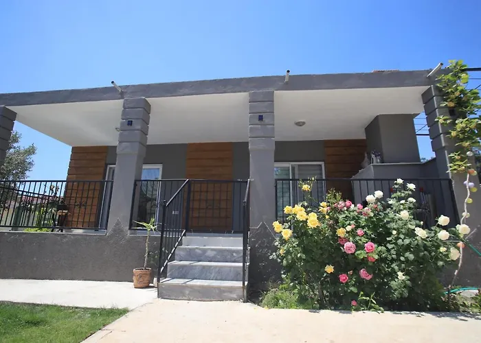 Olive Garden House Βίλα